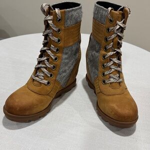 Sorel Brown and Gray Women's Lace-Up Boots